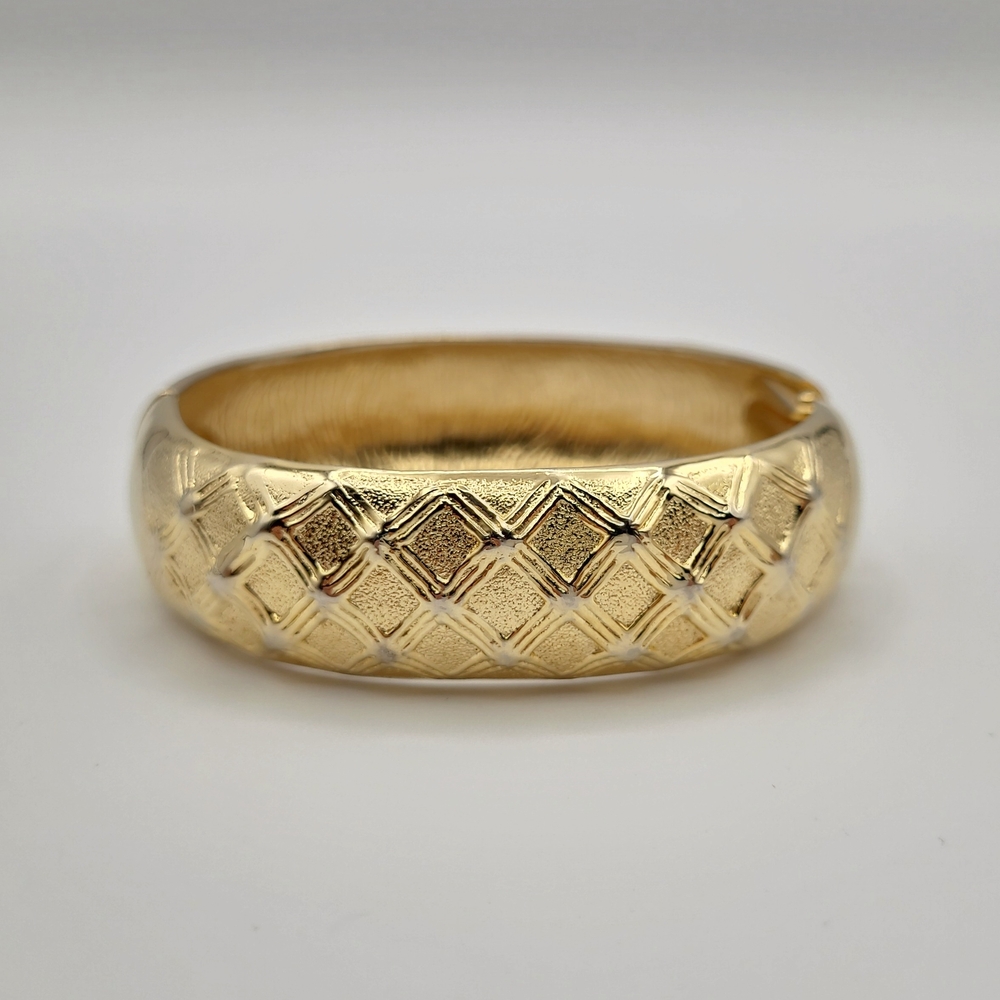 Vintage Gold Tone Hinged Bangle Bracelet Textured Wide Cuff